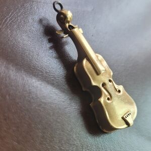 14K Gold Violin Pendant